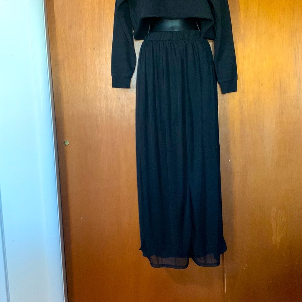 Unk. Black shorts/ skirt